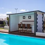 Sara Villa