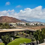 Sara Villa Playa Blanca (Lanzarote)